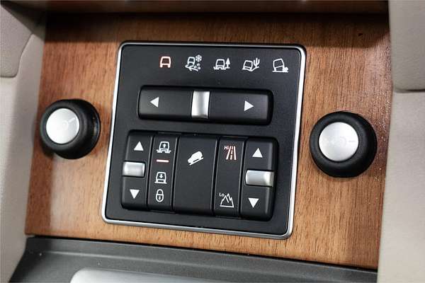 2015 Land Rover Discovery SDV6 HSE Series 4