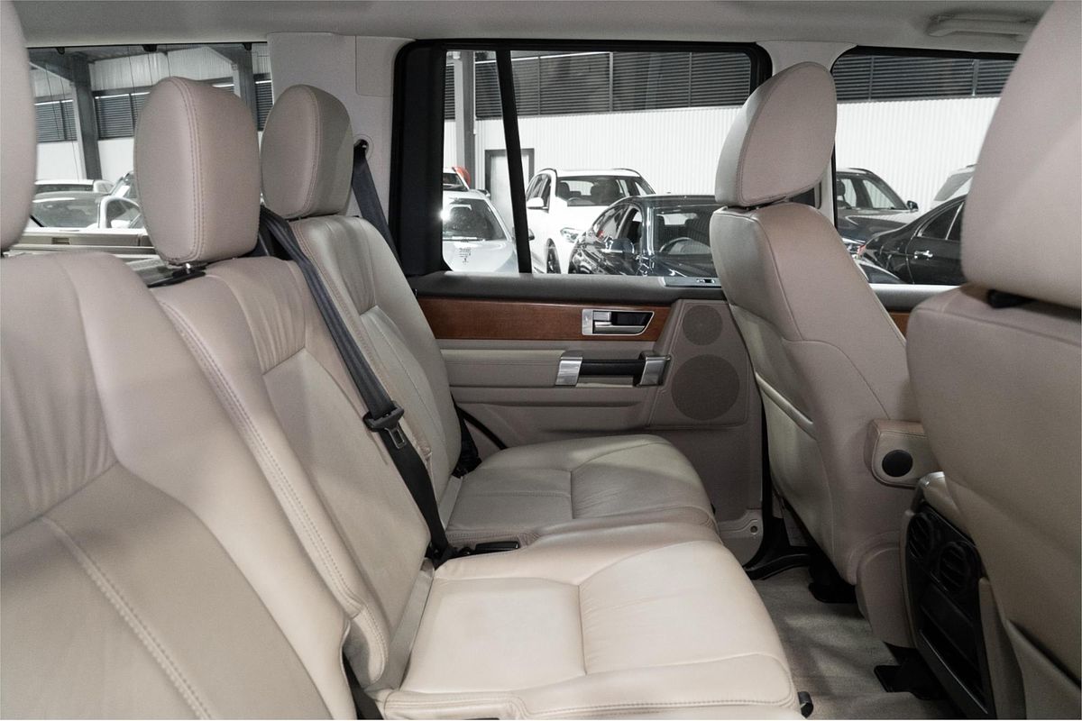 2015 Land Rover Discovery SDV6 HSE Series 4