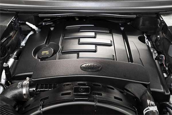 2015 Land Rover Discovery SDV6 HSE Series 4
