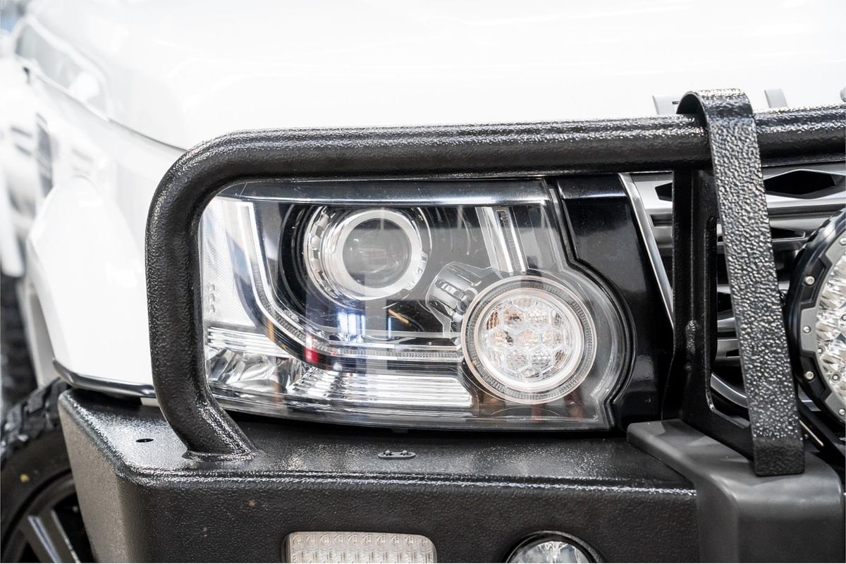 2015 Land Rover Discovery SDV6 HSE Series 4