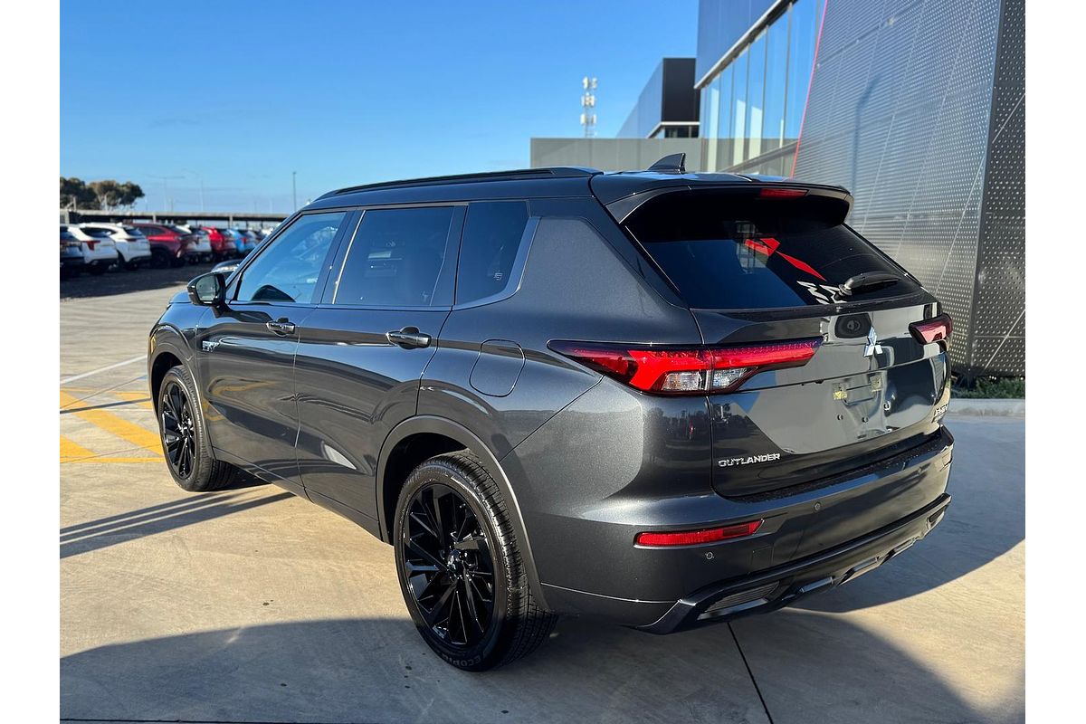 2024 Mitsubishi Outlander PHEV GSR ZM