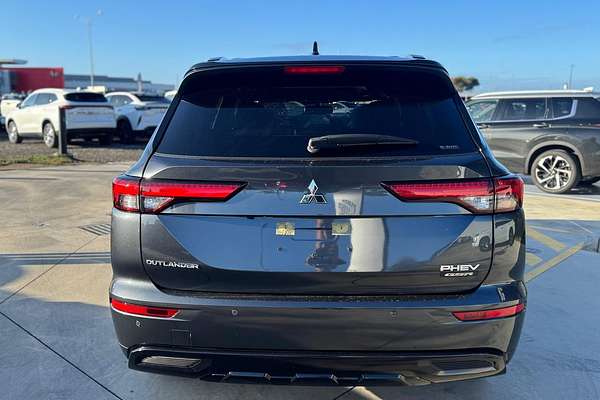 2024 Mitsubishi Outlander PHEV GSR ZM