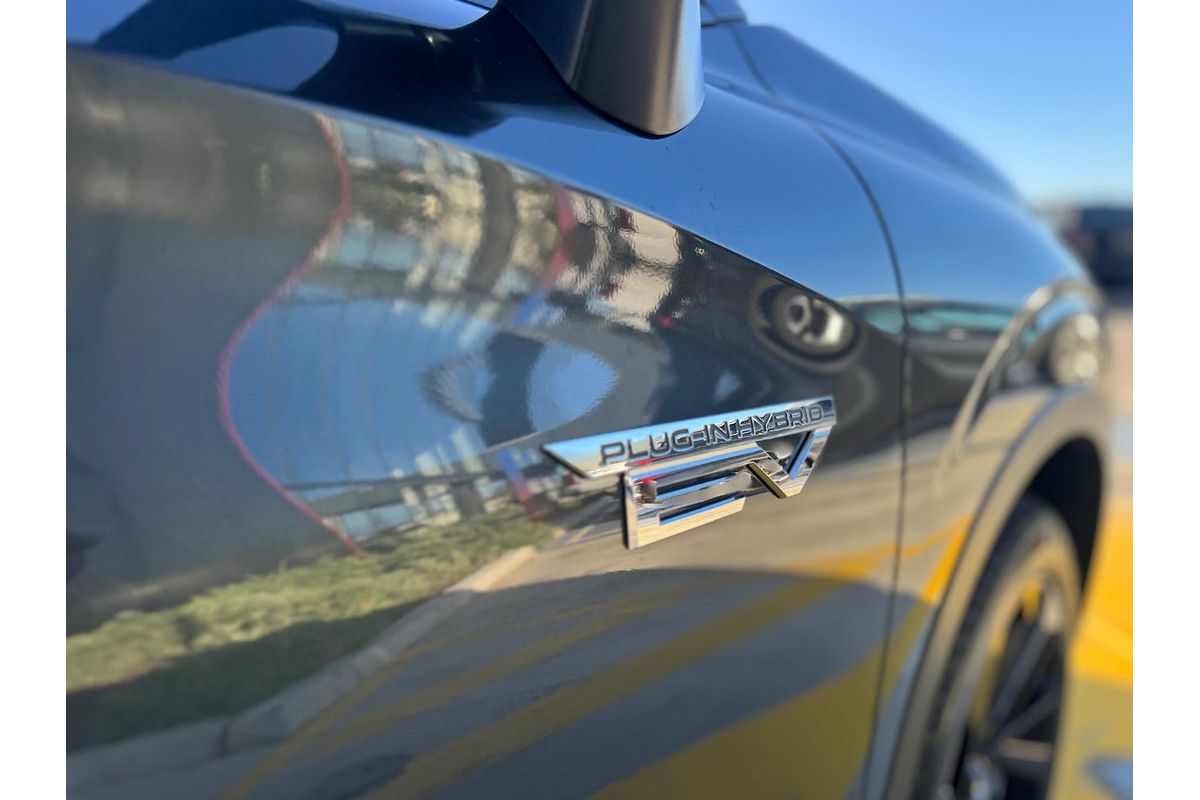 2024 Mitsubishi Outlander PHEV GSR ZM
