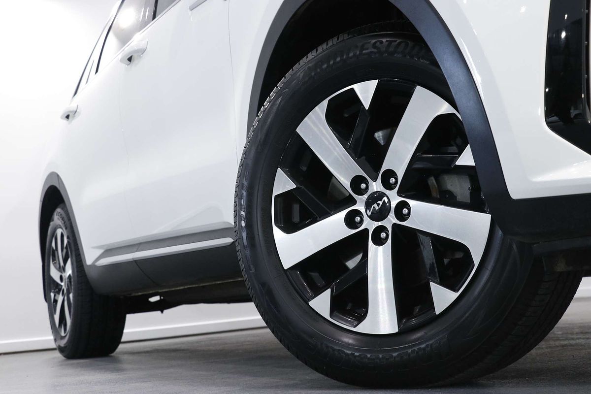 2022 Kia Sorento Sport MQ4