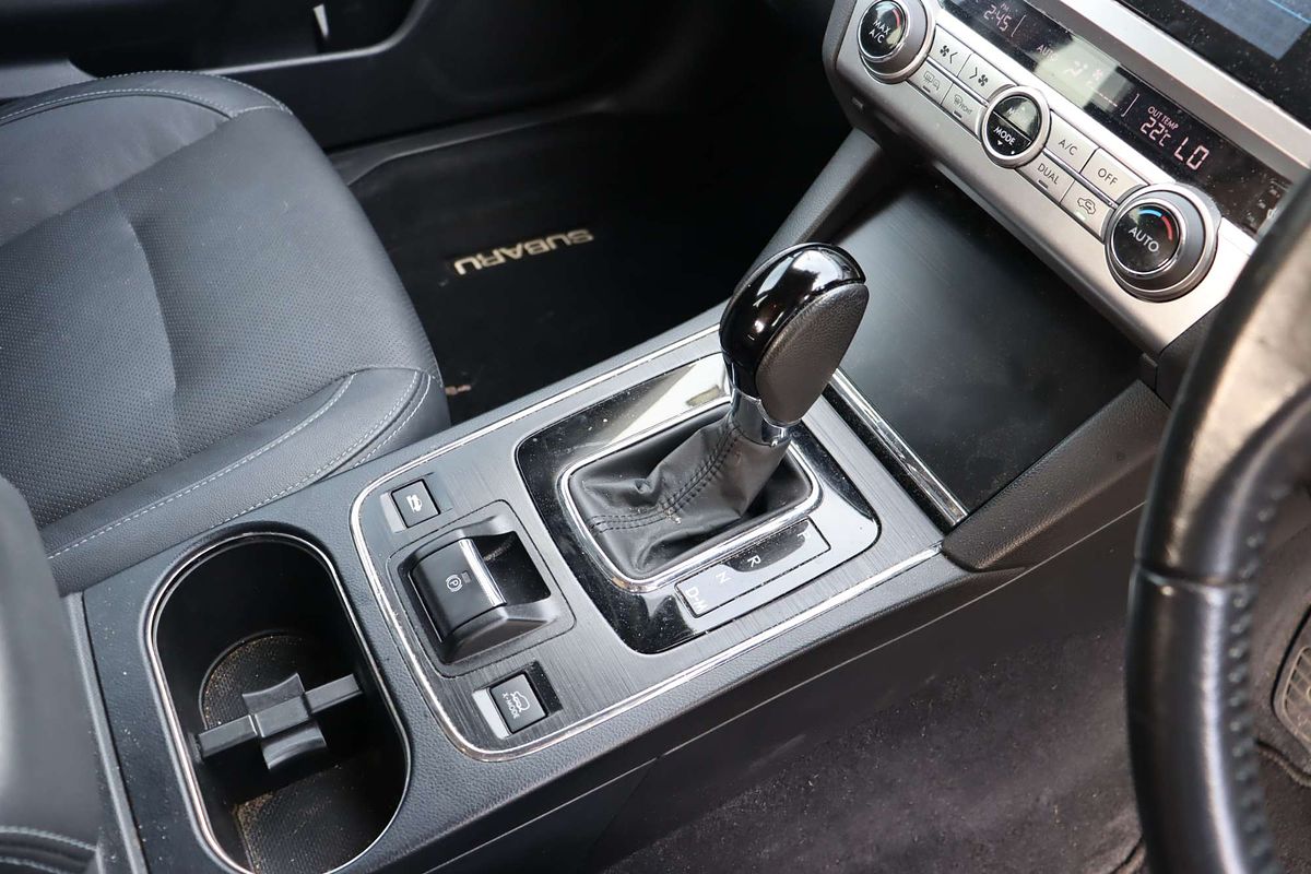 2017 Subaru Outback 2.5i Premium 5GEN