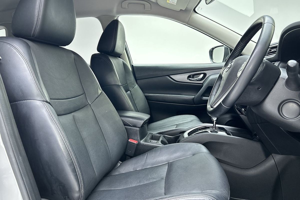 2015 Nissan X-TRAIL ST-L T32