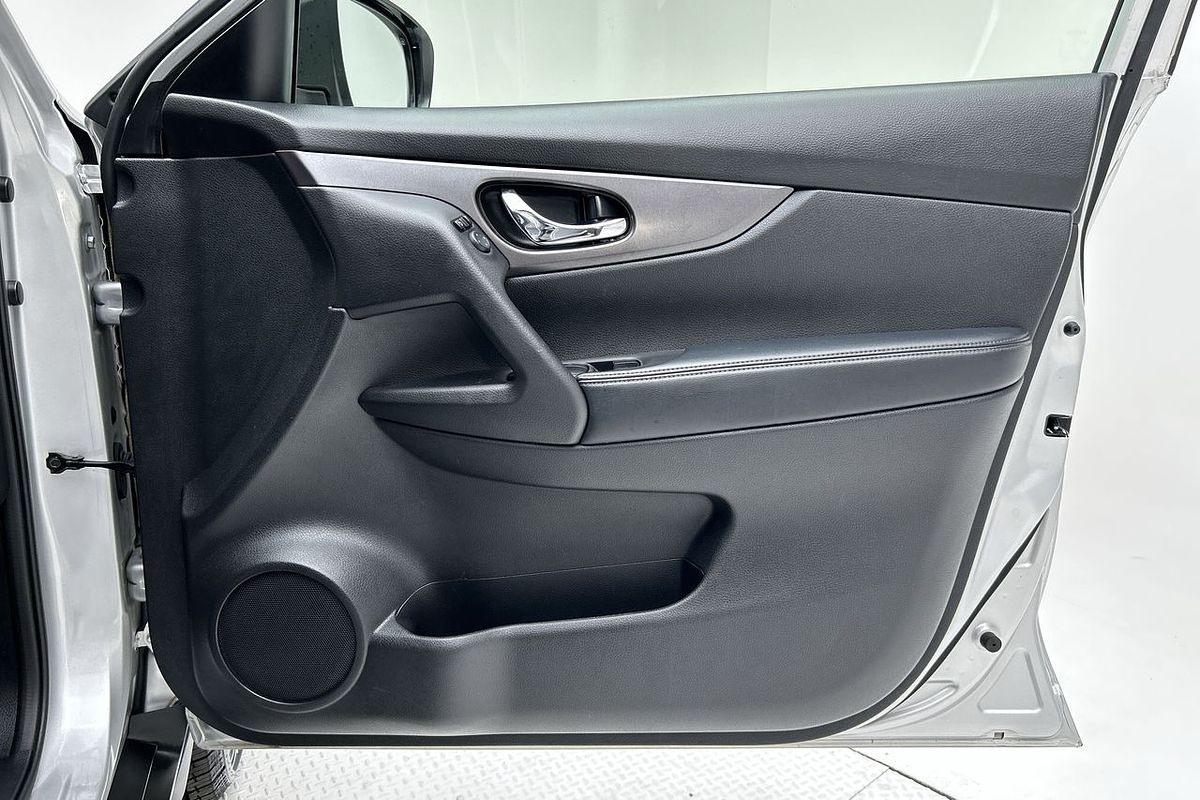 2015 Nissan X-TRAIL ST-L T32