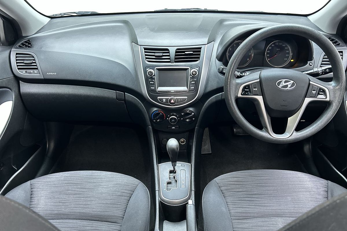 2016 Hyundai Accent Active RB4