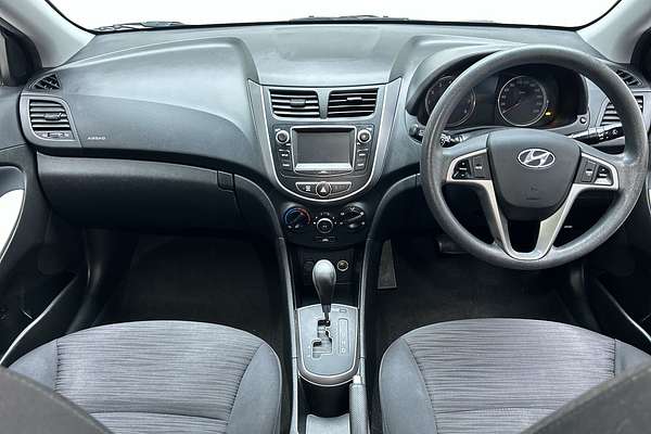 2016 Hyundai Accent Active RB4