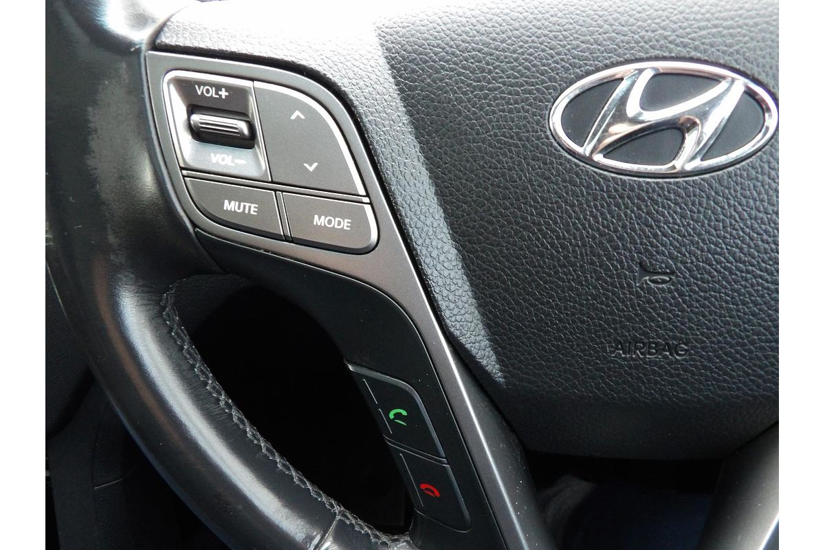 2012 Hyundai Santa Fe Highlander DM