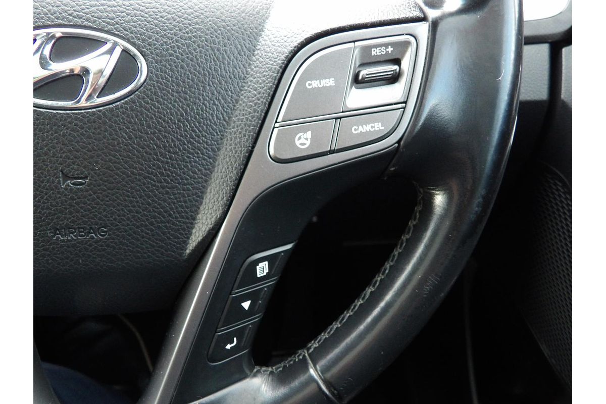 2012 Hyundai Santa Fe Highlander DM