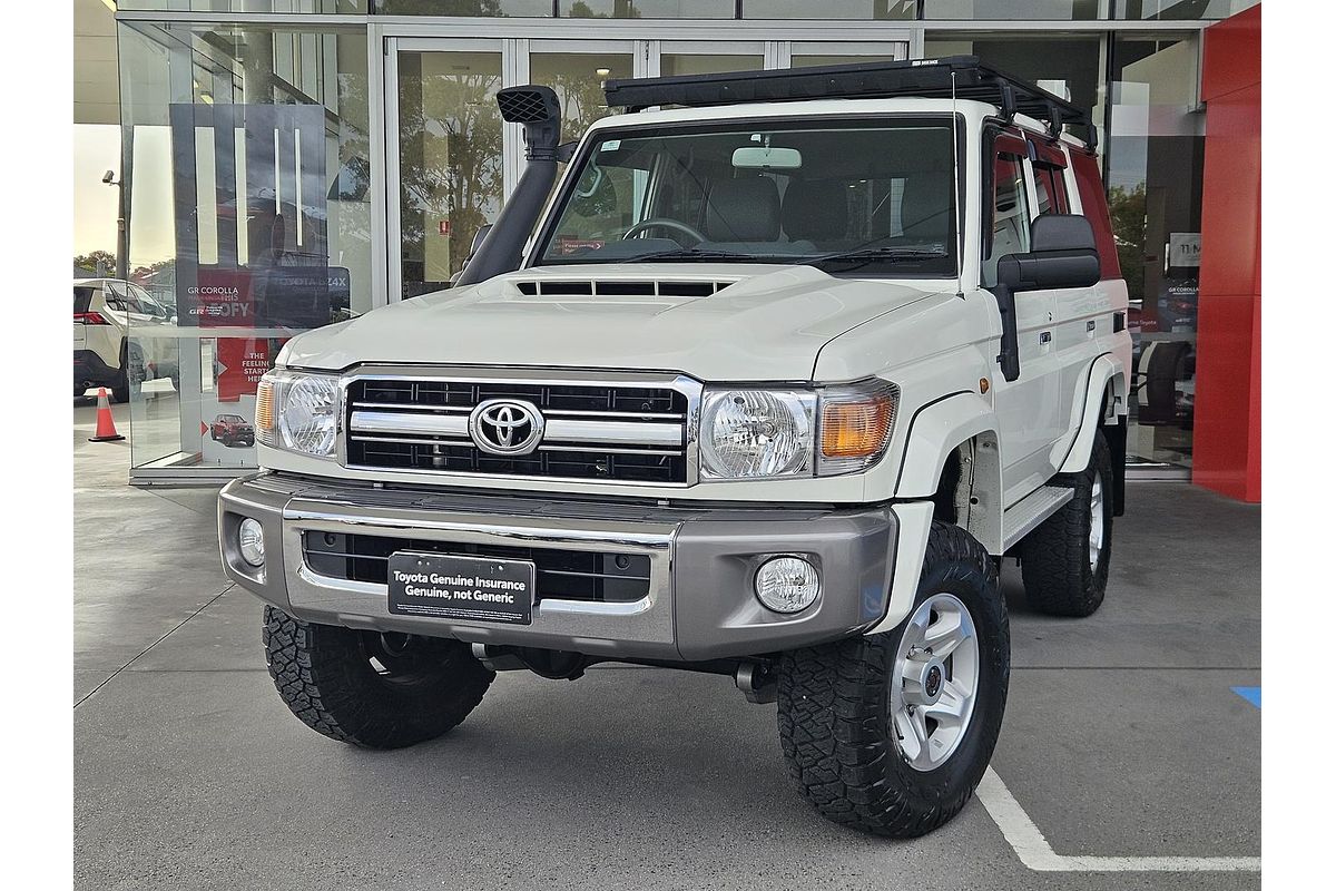 2022 Toyota Landcruiser GXL VDJ76R