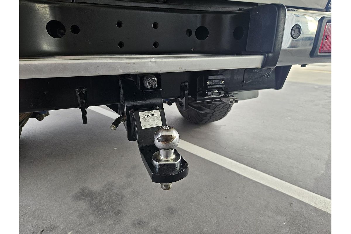 2022 Toyota Landcruiser GXL VDJ76R