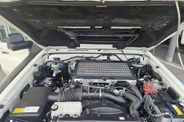 2022 Toyota Landcruiser GXL VDJ76R