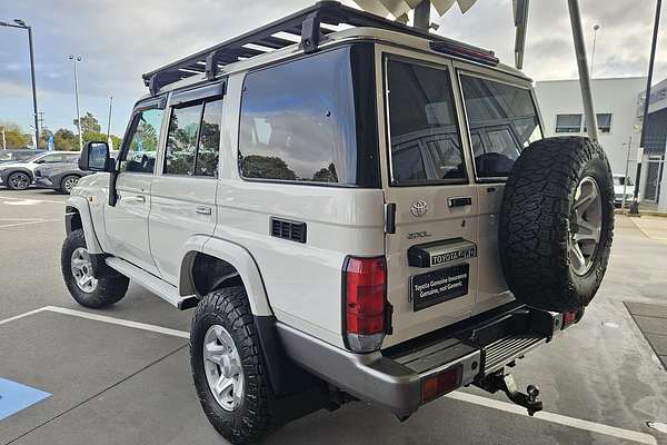 2022 Toyota Landcruiser GXL VDJ76R