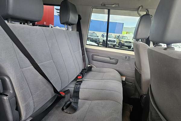 2022 Toyota Landcruiser GXL VDJ76R