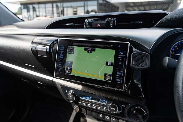 2020 Toyota Hilux SR5 GUN126R 4X4