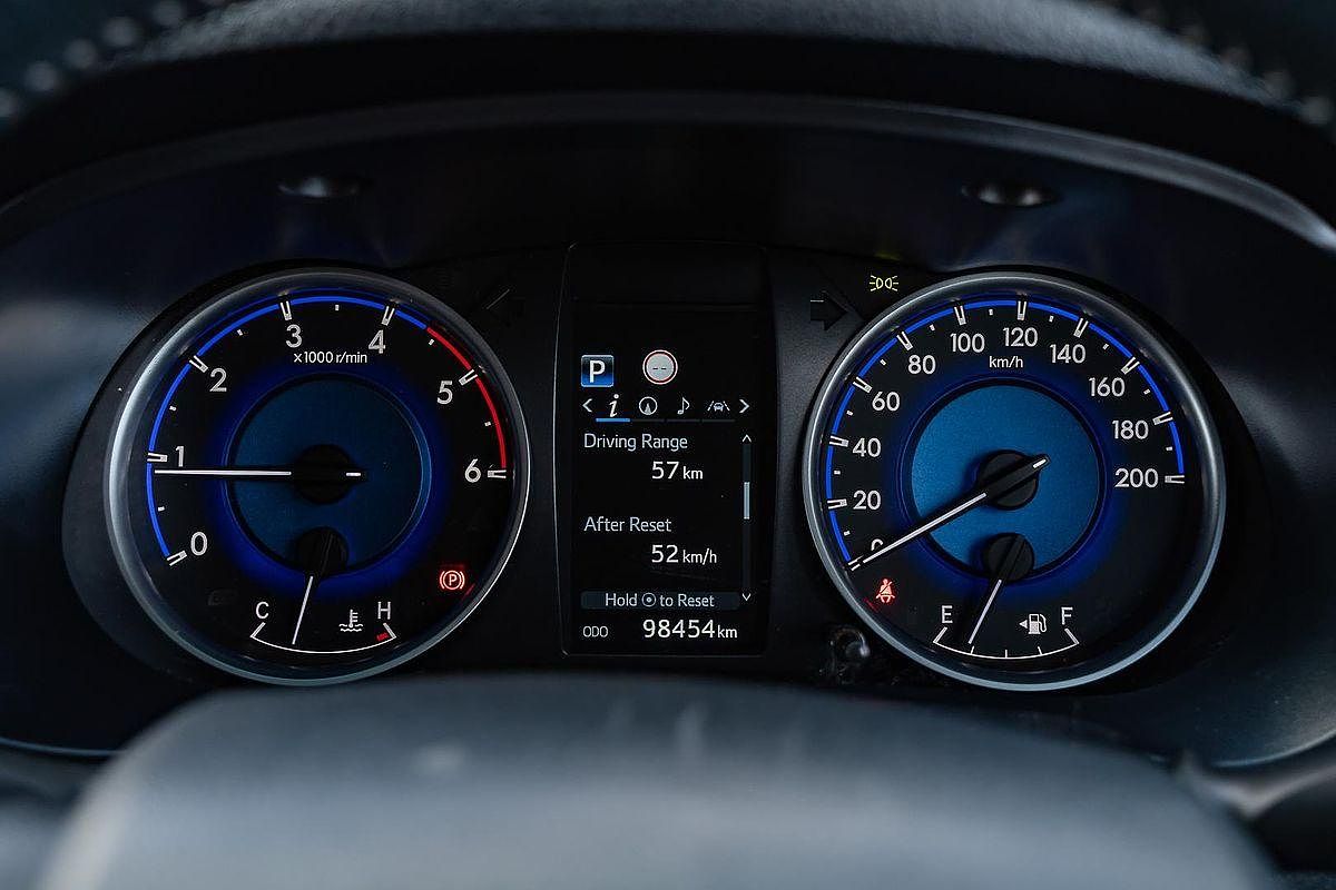 2020 Toyota Hilux SR5 GUN126R 4X4