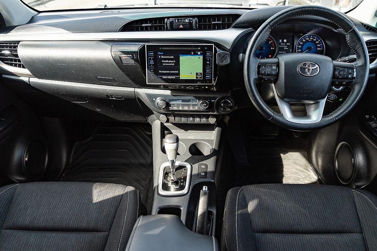 2020 Toyota Hilux SR5 GUN126R 4X4