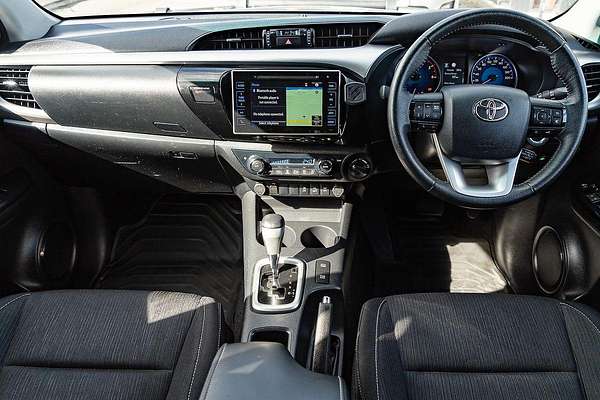 2020 Toyota Hilux SR5 GUN126R 4X4