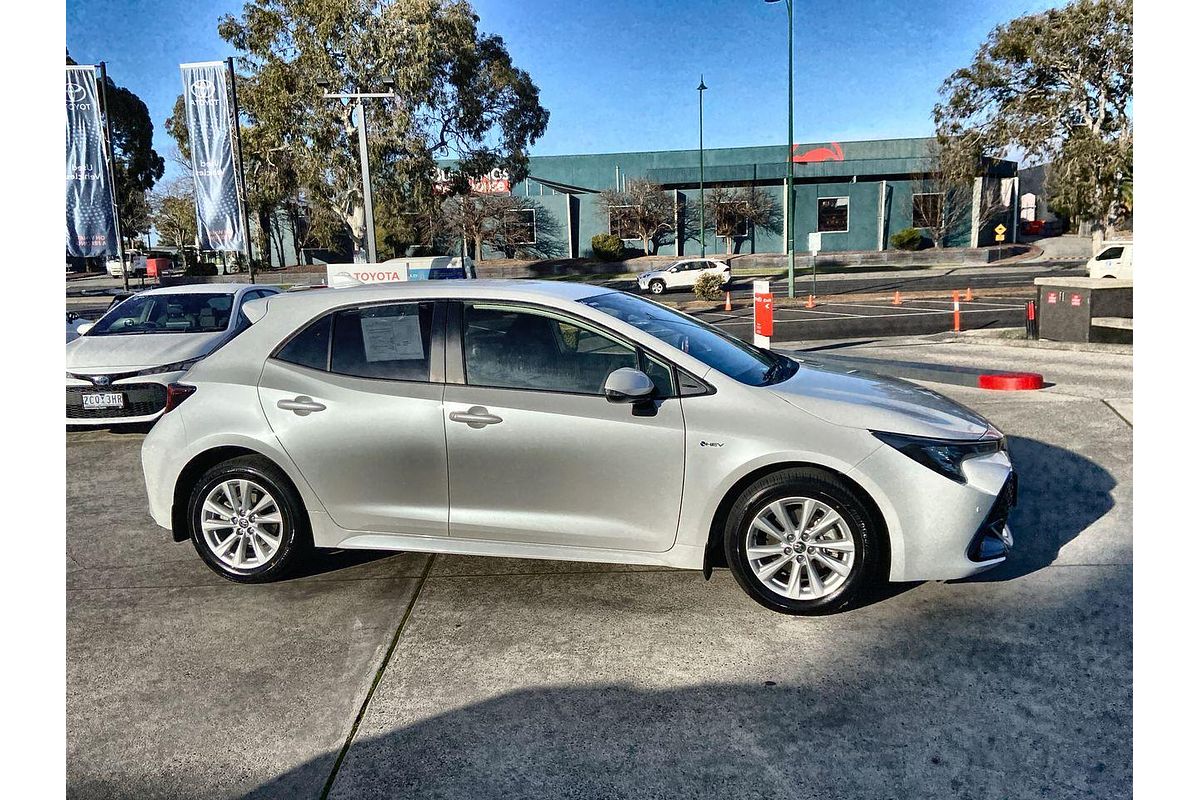 2024 Toyota Corolla SX Hybrid ZWE219R