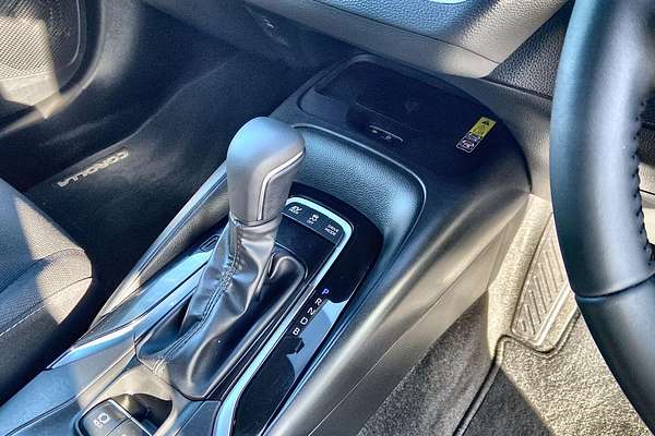 2024 Toyota Corolla SX Hybrid ZWE219R