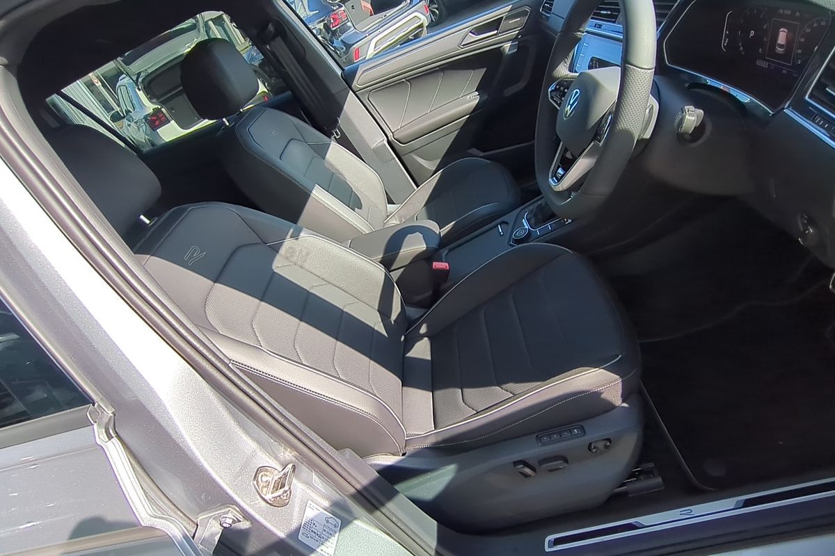 2024 Volkswagen Tiguan Wolfsburg Edition Allspace 5N