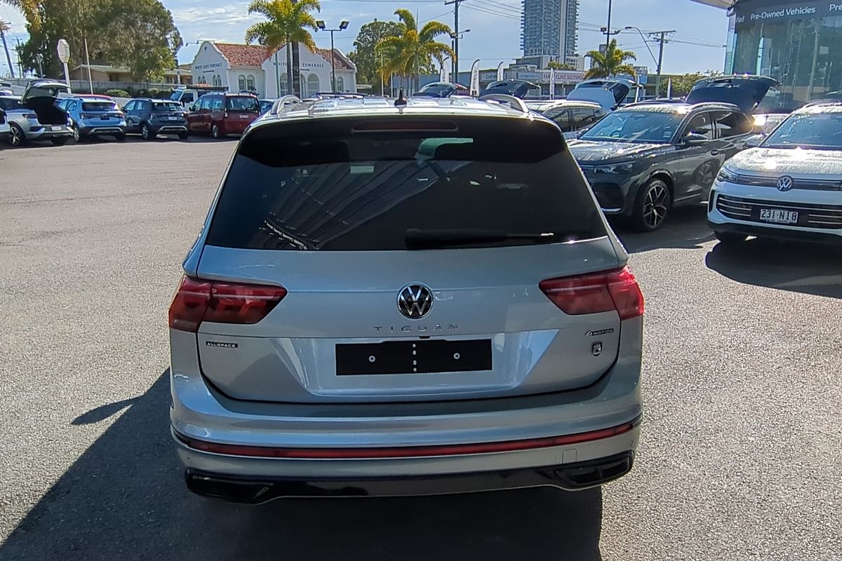 2024 Volkswagen Tiguan Wolfsburg Edition Allspace 5N