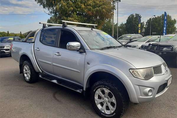 2014 Mitsubishi Triton GLX-R MN 4X4