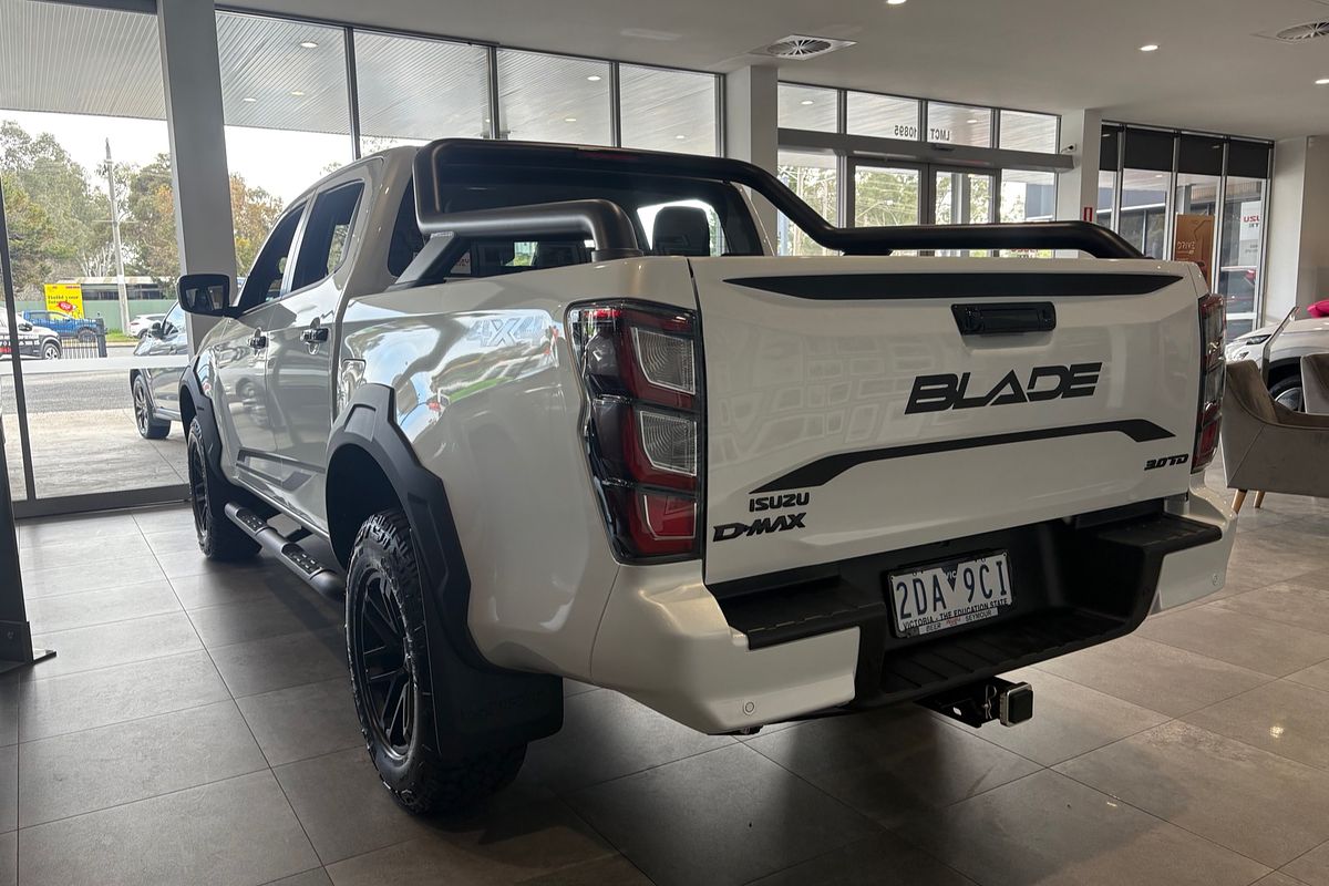 2025 Isuzu D-MAX BLADE 4X4