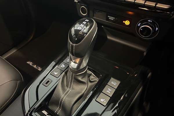 2025 Isuzu D-MAX BLADE 4X4