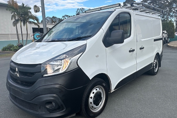2021 Mitsubishi Express GLX SN SWB