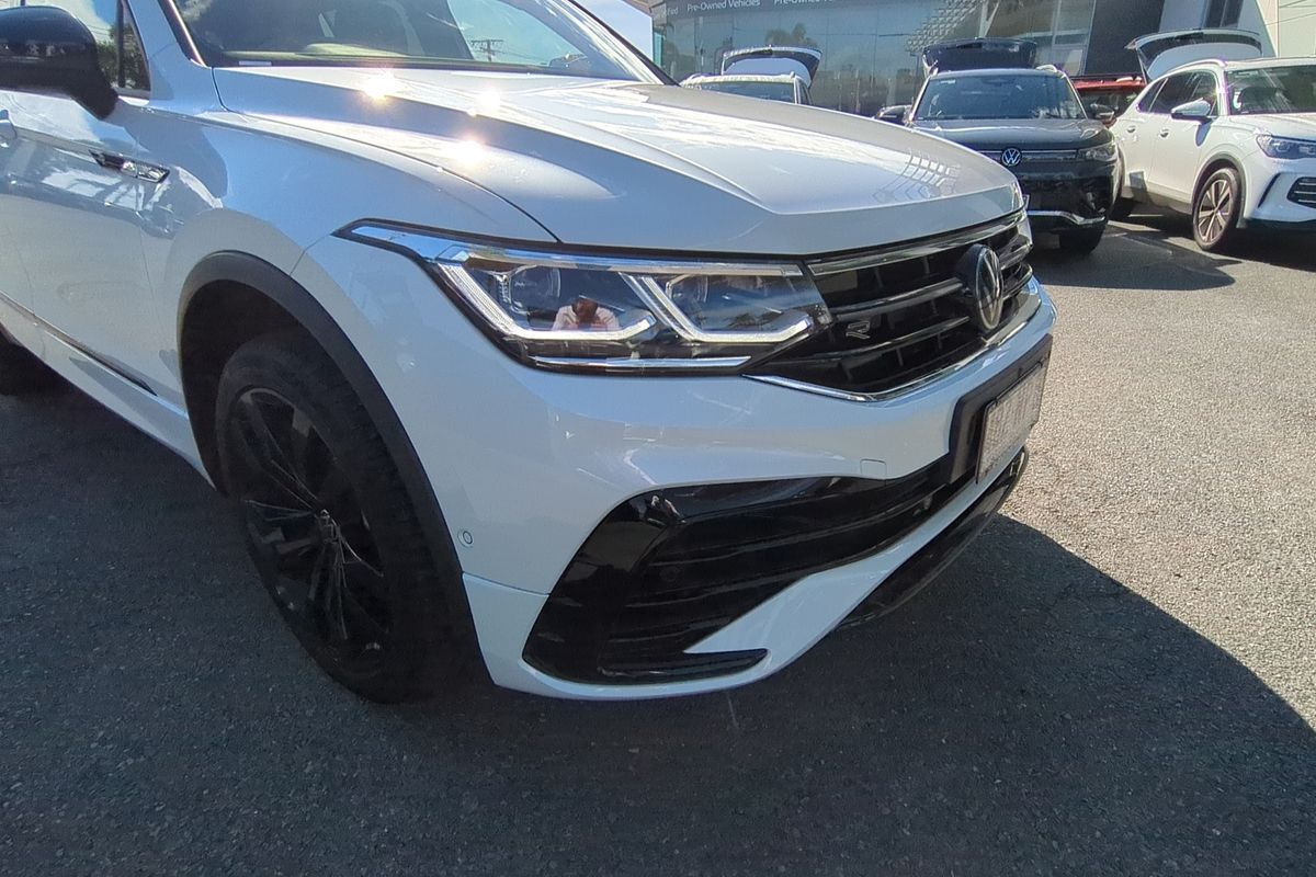 2024 Volkswagen Tiguan Wolfsburg Edition Allspace 5N