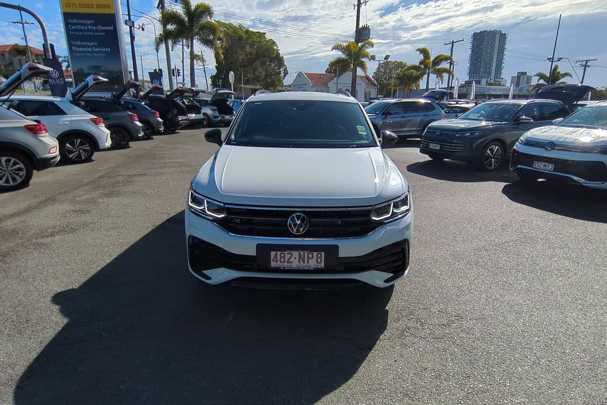 2024 Volkswagen Tiguan Wolfsburg Edition Allspace 5N