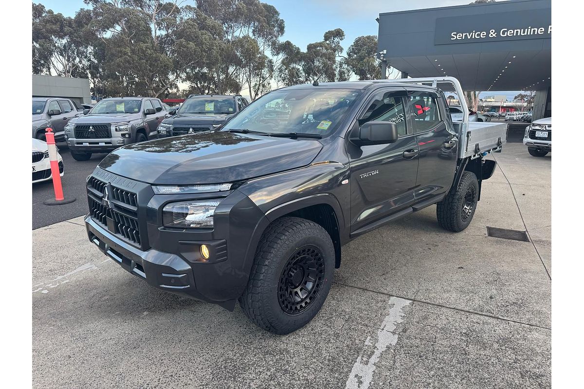 2025 Mitsubishi Triton GLX MV 4X4