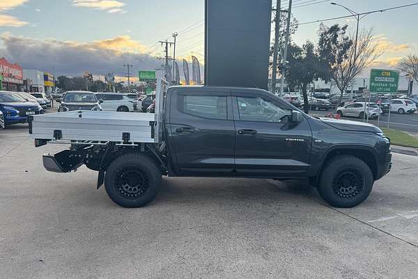 2025 Mitsubishi Triton GLX MV 4X4