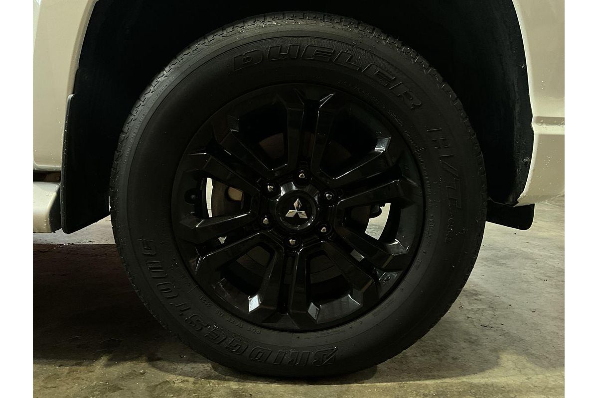 2022 Mitsubishi Triton GLS MR 4X4