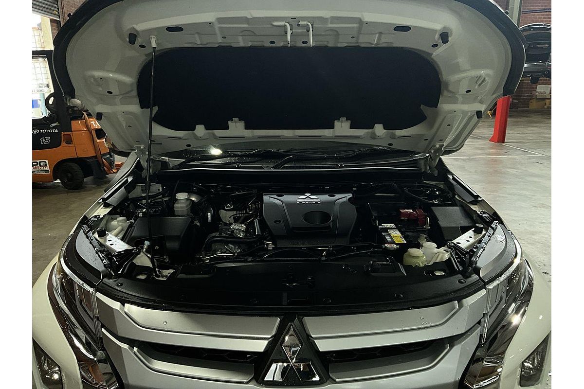 2022 Mitsubishi Triton GLS MR 4X4