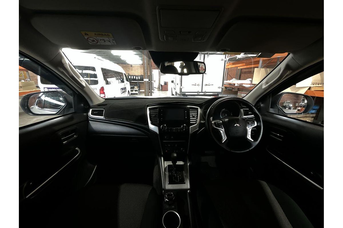 2022 Mitsubishi Triton GLS MR 4X4