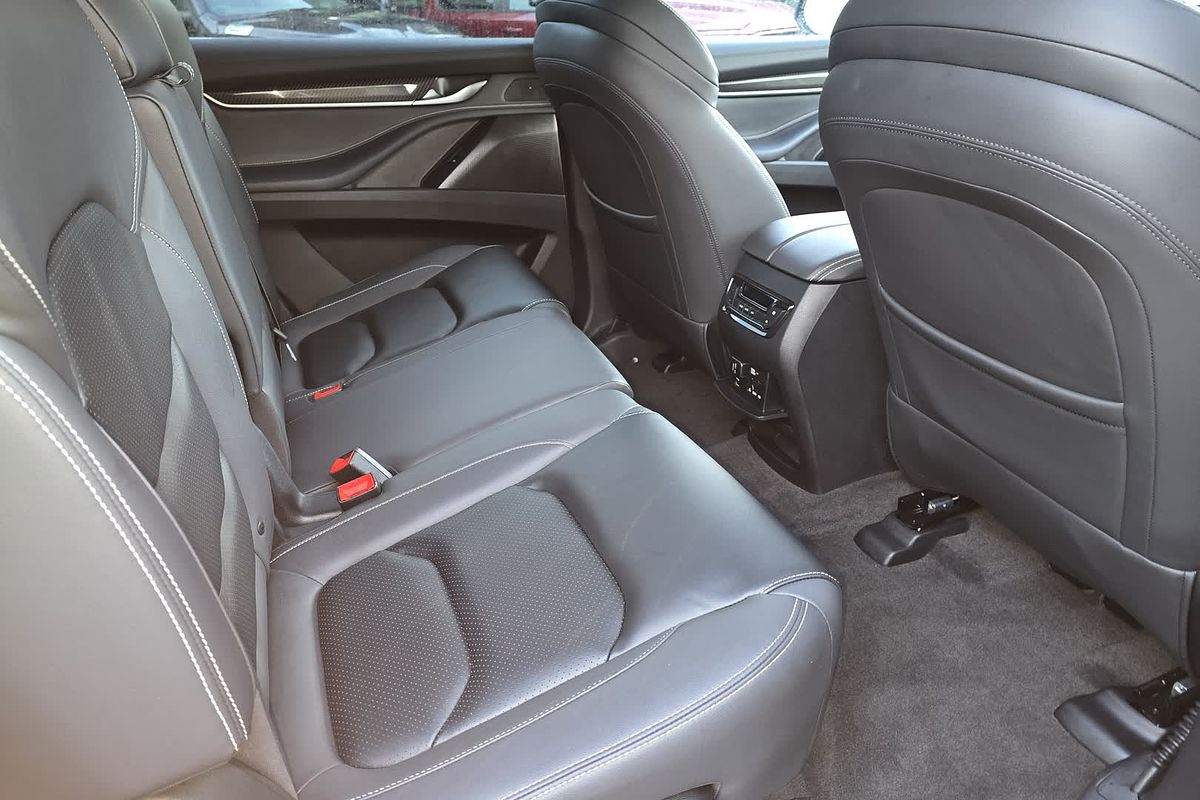 2023 LDV D90 Executive SV9A