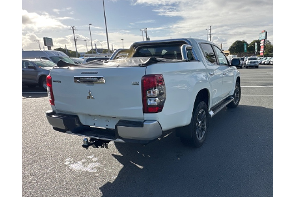 2021 Mitsubishi Triton GLS MR 4X4