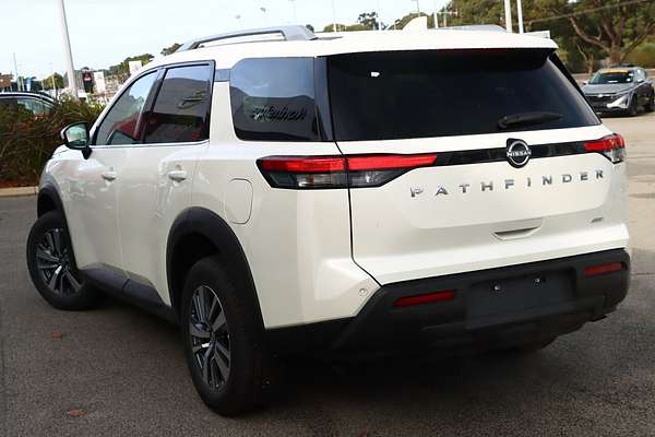 2024 Nissan Pathfinder Ti R53
