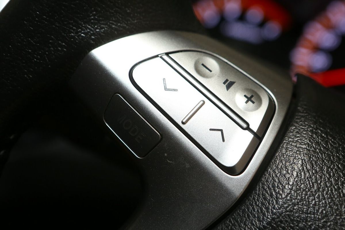 2015 Toyota Hilux SR5 KUN26R 4X4