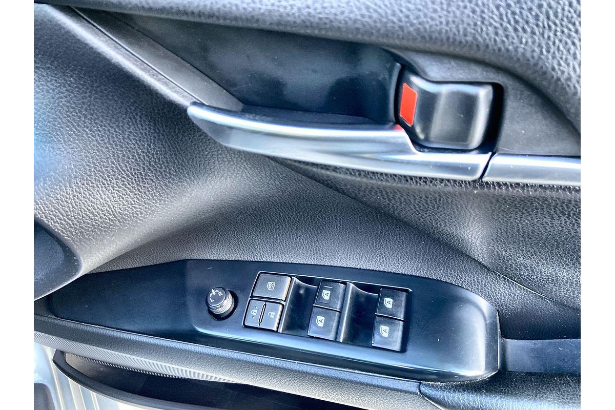 2018 Toyota Camry Ascent ASV70R