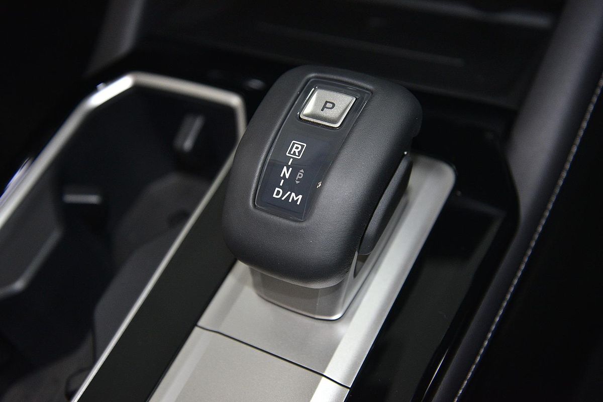 2025 Mitsubishi Outlander Exceed ZM