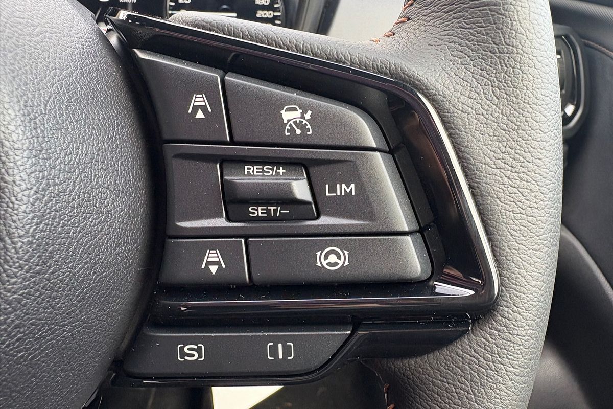 2025 Subaru Forester Hybrid Touring S6