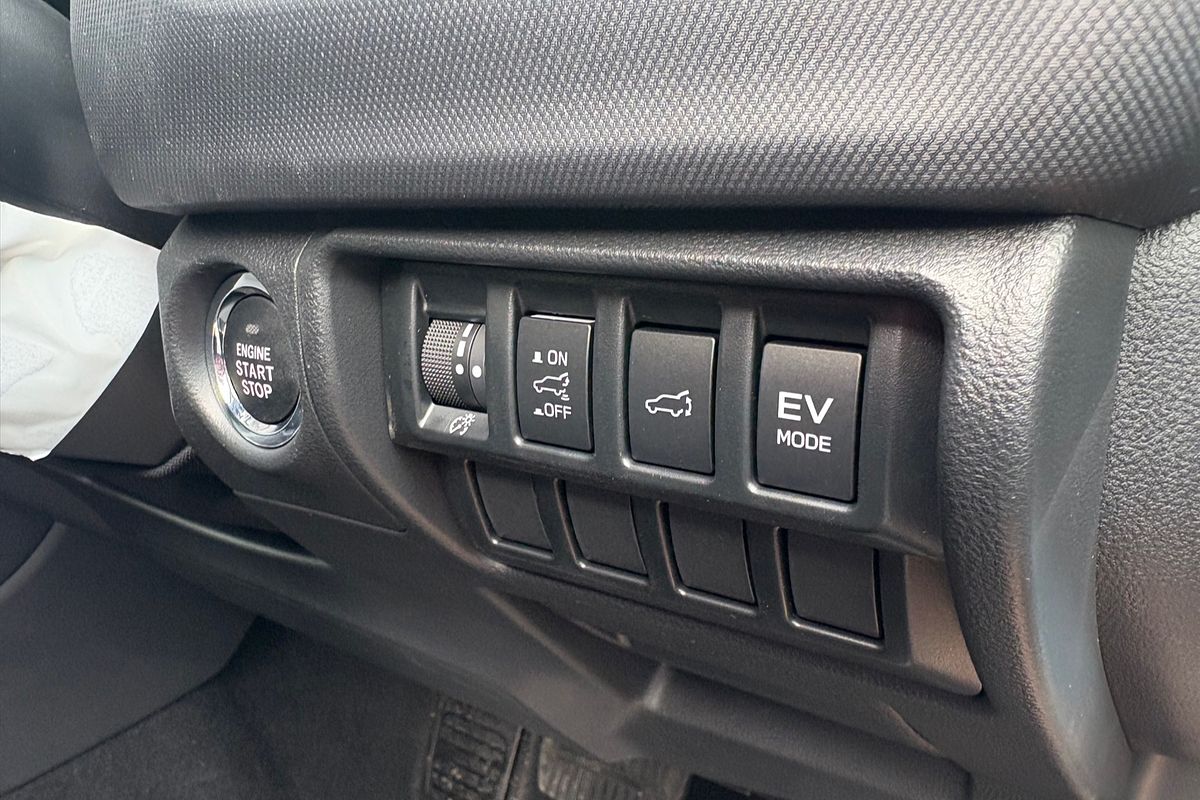 2025 Subaru Forester Hybrid Touring S6