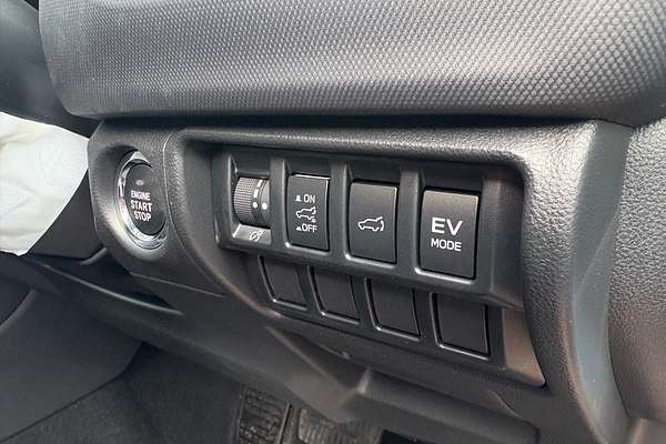 2025 Subaru Forester Hybrid Touring S6