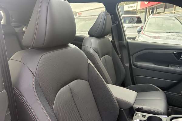2025 Subaru Forester Hybrid Touring S6