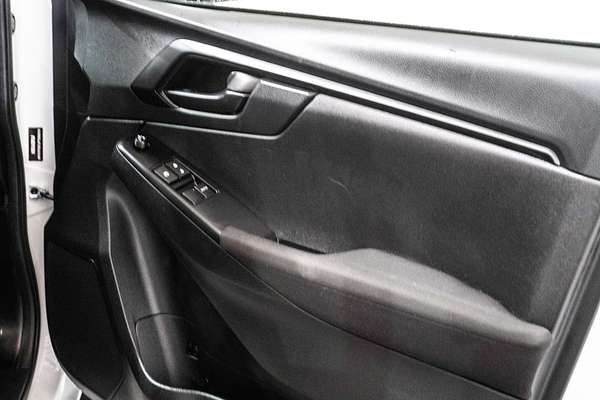 2023 Isuzu D-MAX SX High Ride Rear Wheel Drive
